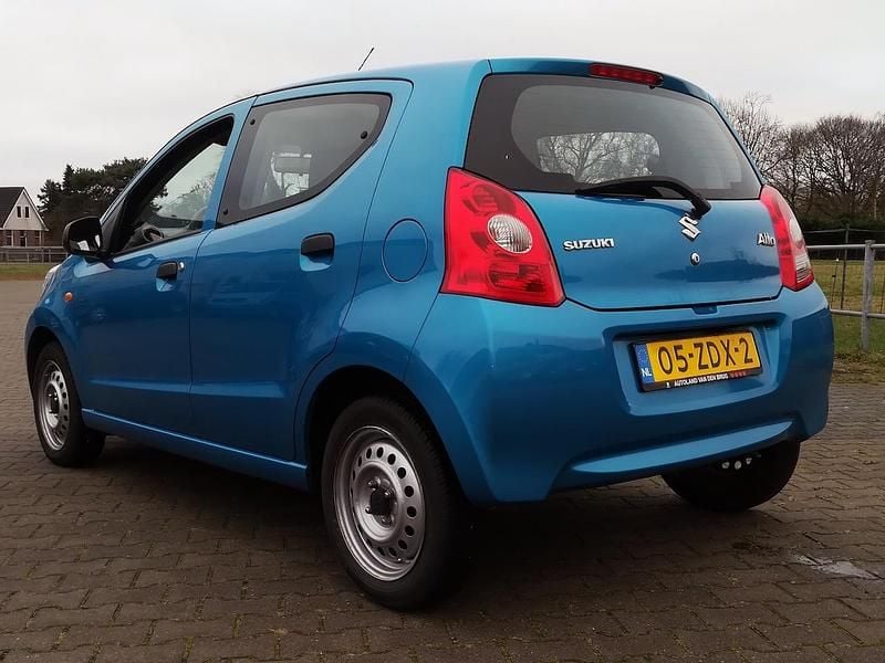 Blauw Gebruikt 2012 Suzuki Alto Hatchback | € 3.995 (Eerlijke prijs) - Afbeelding 1/4