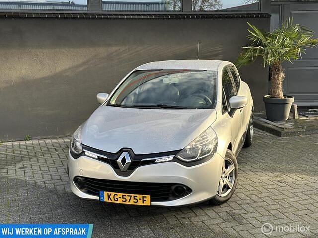 Occasion Renault Clio IV Night&Day 90 PK (66 kW) 2014 Grijs Hatchback