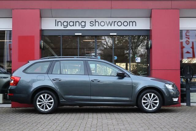 Occasion Skoda Octavia G-TEC Business Line 111 PK (81 kW) 2015 Grijs (metallic) Stationwagen