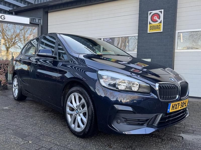 Blauw Gebruikt 2019 BMW 225 Active Tourer Executive MPV | € 16.950 (Eerlijke prijs) - Afbeelding 1/4