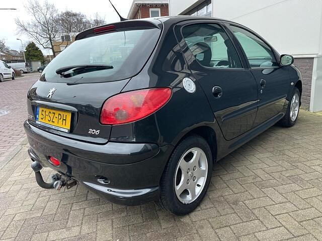 Occasion Peugeot 206 75 PK (55 kW) 2006 Zwart Hatchback