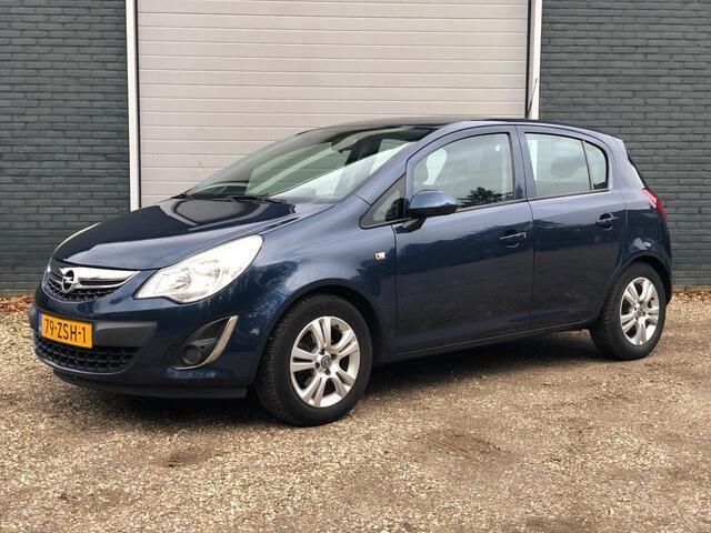 Blauw Occasion 2012 Opel Corsa Cosmo Hatchback | € 3.950 (Eerlijke prijs) - Afbeelding 1/4
