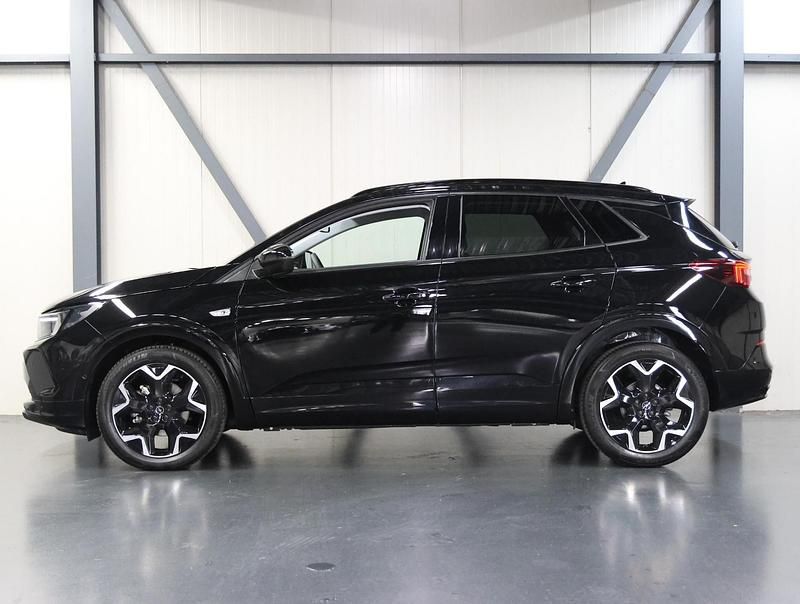 Occasion Opel Grandland X 131 PK (96 kW) 2025 Zwart SUV