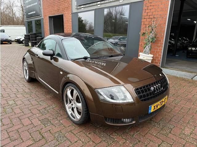 Occasion Audi TT 180 PK (132 kW) 1998 Zwart Hatchback