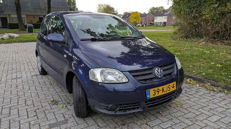 Occasion VW Fox Trendline 54 PK (39 kW) 2010 Blauw Hatchback