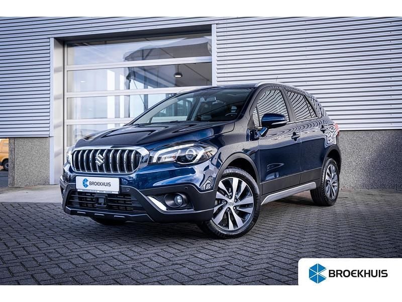 Blauw Gebruikt 2021 Suzuki SX4 S-Cross Style SUV | € 23.895 (Goede deal) - Afbeelding 1/4