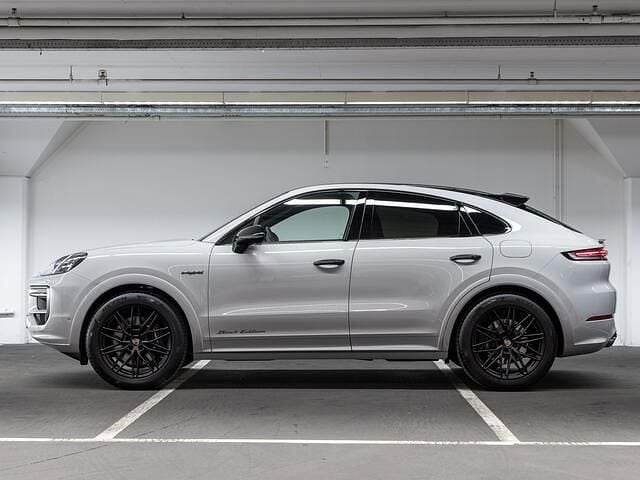 Nieuw Porsche Cayenne Black Edition 471 PK (346 kW) 2025 Overige SUV