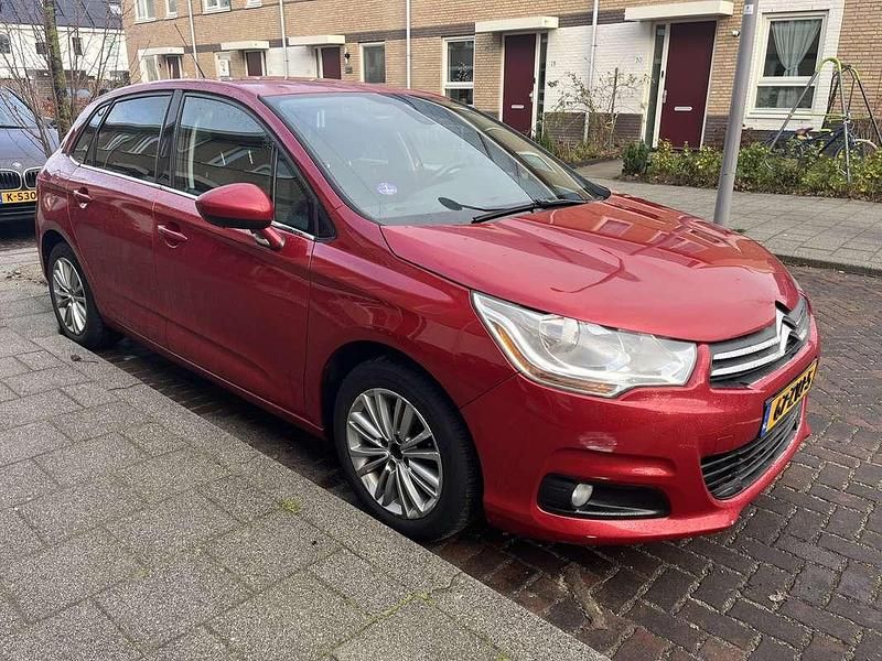 Occasion Citroën C4 120 PK (88 kW) 2013 Rood Hatchback