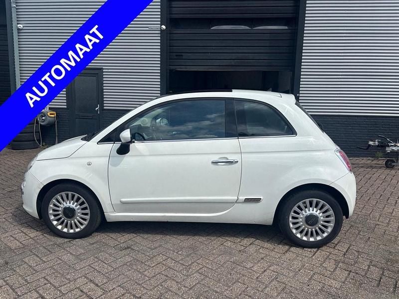 Wit Gebruikt 2009 Fiat 500 Lounge Hatchback | € 4.250 (Eerlijke prijs) - Afbeelding 1/4