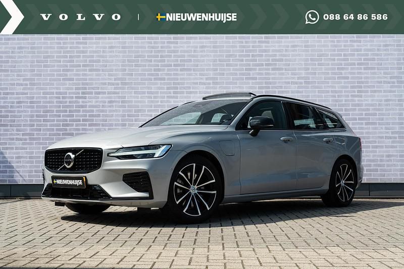Grijs, metallic lak Gebruikt 2024 Volvo V60 Plus Stationwagen | € 47.899 (Duur) - Afbeelding 1/4