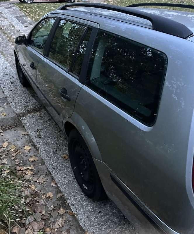 Occasion Ford Mondeo 125 PK (91 kW) 2003 Grijs Stationwagen