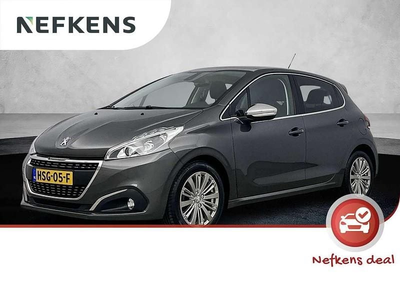 Grijs Gebruikt 2019 Peugeot 208 Allure Hatchback | € 11.600 (Goede deal) - Afbeelding 1/3