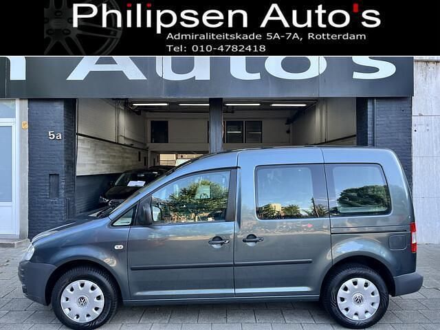 Grijs, metallic lak Gebruikt 2008 VW Caddy Comfortline MPV | € 7.750 (Iets duurder) - Afbeelding 1/4