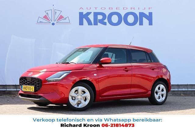 Rood Gebruikt 2024 Suzuki Swift Hatchback | € 23.750 (Iets duurder) - Afbeelding 1/4