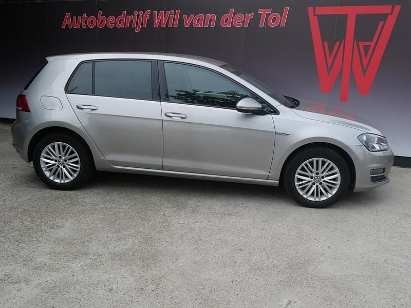 Grijs Gebruikt 2014 VW Golf VII Edition Hatchback | € 11.490 (Eerlijke prijs) - Afbeelding 1/4