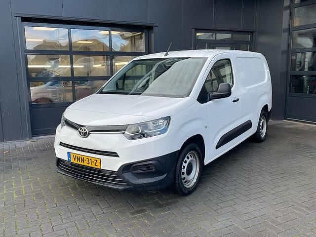 Wit Gebruikt 2021 Toyota Proace City City Van | € 9.999 - Afbeelding 1/4