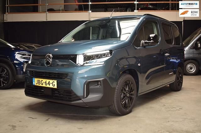 Blauw Nieuw 2025 Citroën Berlingo Style MPV | € 33.895 (Eerlijke prijs) - Afbeelding 1/4