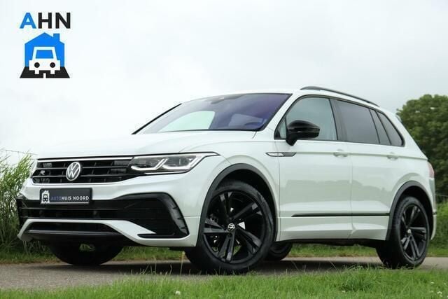 Wit Gebruikt 2020 VW Tiguan Style SUV | € 36.995 (Eerlijke prijs) - Afbeelding 1/4