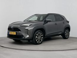 Ash grey metallic (donker grijs metallic) Gebruikt 2023 Toyota Yaris Cross Limited SUV | € 28.745 (Eerlijke prijs) - Afbeelding 1/3