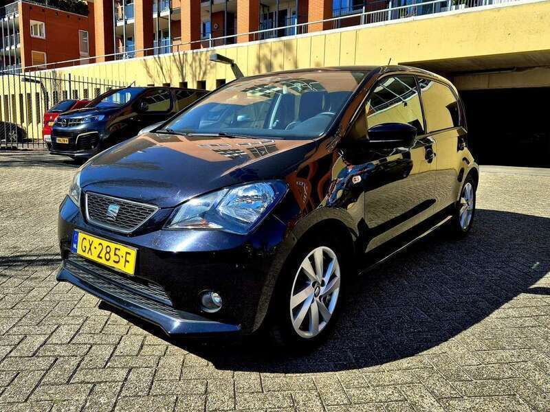 Zwart Gebruikt 2015 Seat Mii CONNECT Hatchback | € 6.250 (Eerlijke prijs) - Afbeelding 1/4