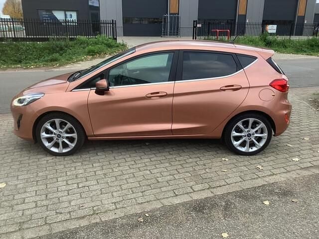Occasion Ford Fiesta Vignale 125 PK (91 kW) 2018 Oranje Hatchback