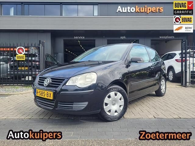 Zwart Gebruikt 2006 VW Polo Trendline Hatchback | € 2.450 (Eerlijke prijs) - Afbeelding 1/4