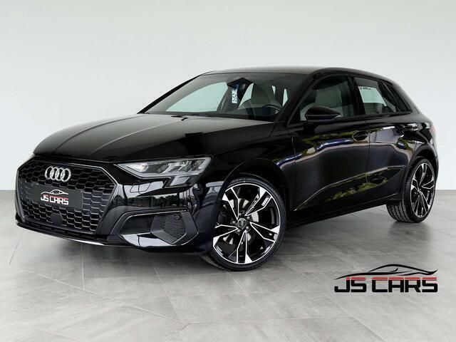 Zwart Gebruikt 2021 Audi A3 Sportback S-Line Sedan | € 21.990 (Eerlijke prijs) - Afbeelding 1/4