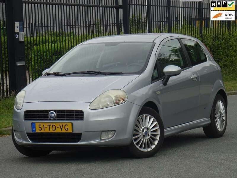 Grijs Gebruikt 2006 Fiat Grande Punto Hatchback | € 1.499 (Iets duurder) - Afbeelding 1/4