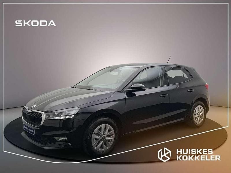 Black magic Nieuw 2025 Skoda Fabia Selection Hatchback | € 28.923 (Eerlijke prijs) - Afbeelding 1/4