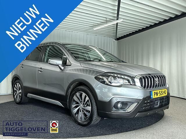 Grijs Gebruikt 2017 Suzuki SX4 S-Cross SUV | € 18.700 (Eerlijke prijs) - Afbeelding 1/4
