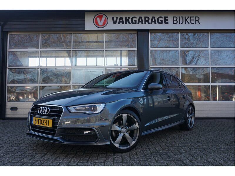 Grijs Gebruikt 2014 Audi A3 Ambition Hatchback | € 12.750 (Eerlijke prijs) - Afbeelding 1/4