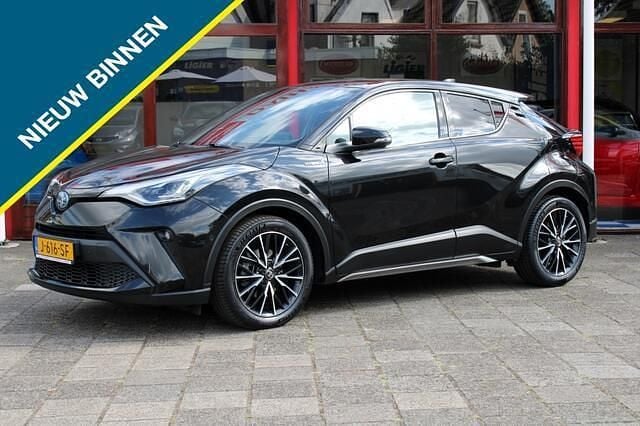 Zwart Gebruikt 2020 Toyota C-HR Executive SUV | € 22.950 (Eerlijke prijs) - Afbeelding 1/4