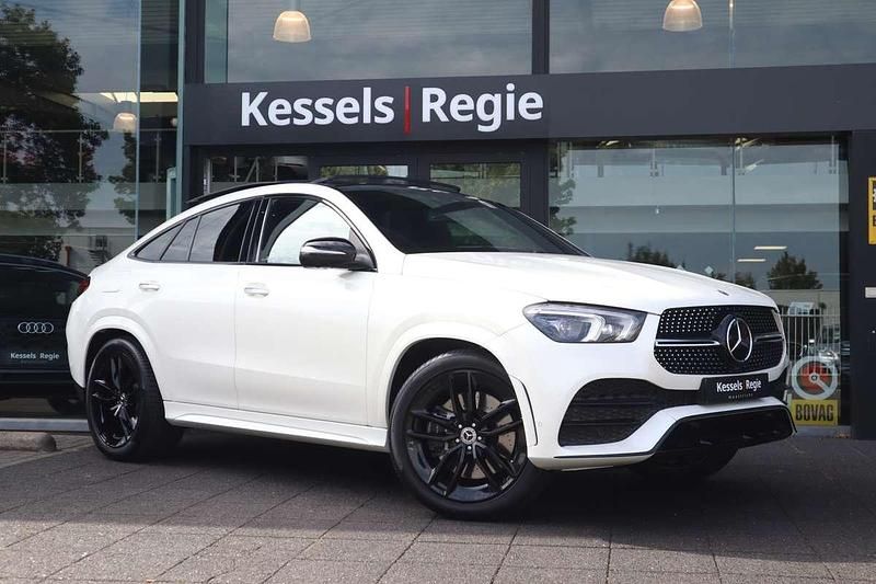 Wit Gebruikt 2023 Mercedes GLE350e AMG Coupé | € 82.950 (Eerlijke prijs) - Afbeelding 1/4