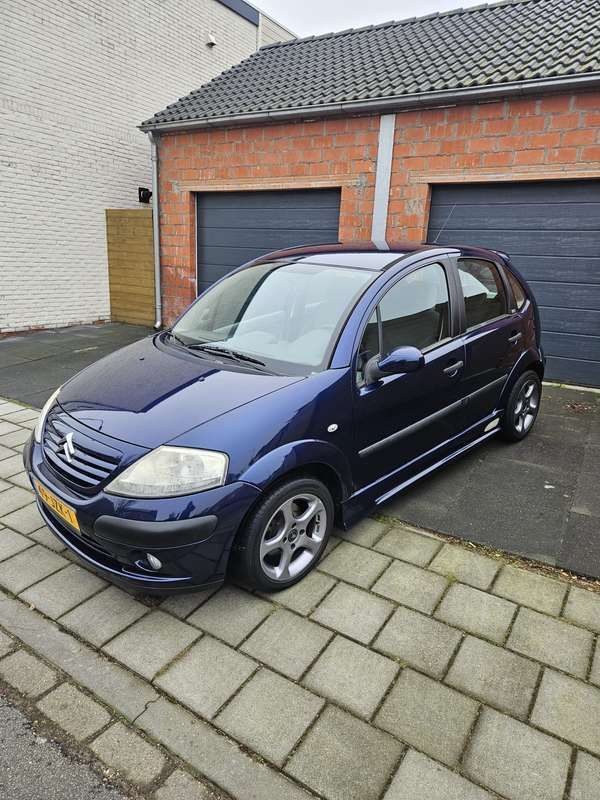Gebruikt 2005 Citroën C3 Style Hatchback | € 1.495 (Goede deal) - Afbeelding 1/4