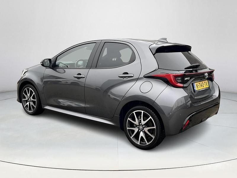 Occasion Toyota Yaris Executive 116 PK (85 kW) 2022 Grijs Hatchback