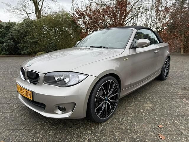 Grijs Occasion 2011 BMW 125 Cabriolet Comfort Edition Cabriolet | € 16.445 - Afbeelding 1/4
