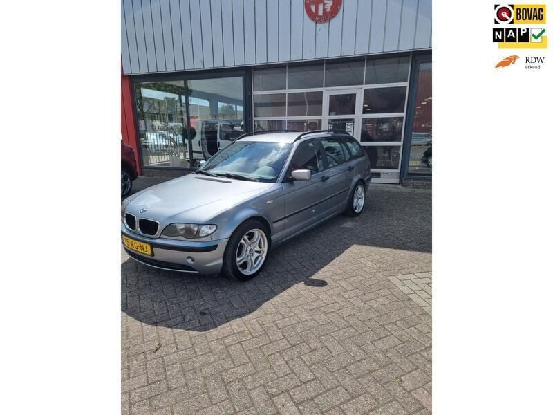 Grijs Gebruikt 2005 BMW 316 Stationwagen | € 2.450 (Eerlijke prijs) - Afbeelding 1/4