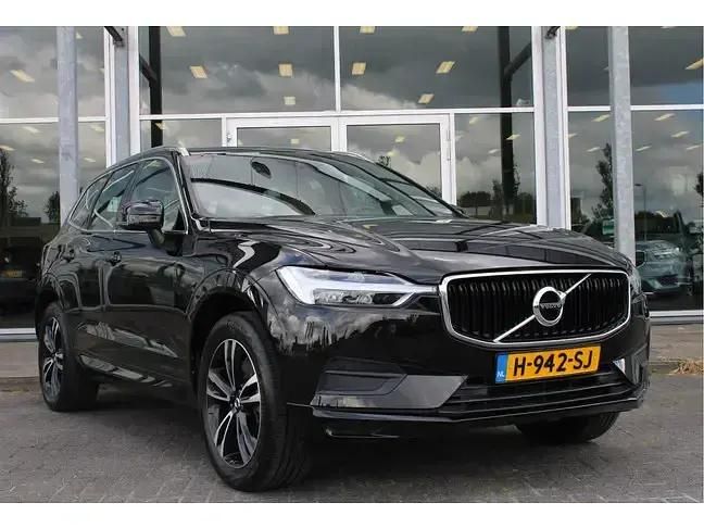 Gebruikt 2020 Volvo XC60 Momentum SUV | € 32.800 (Iets duurder) - Afbeelding 1/4