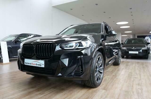 Zwart Gebruikt 2022 BMW X3 Performance SUV | € 78.995 - Afbeelding 1/4