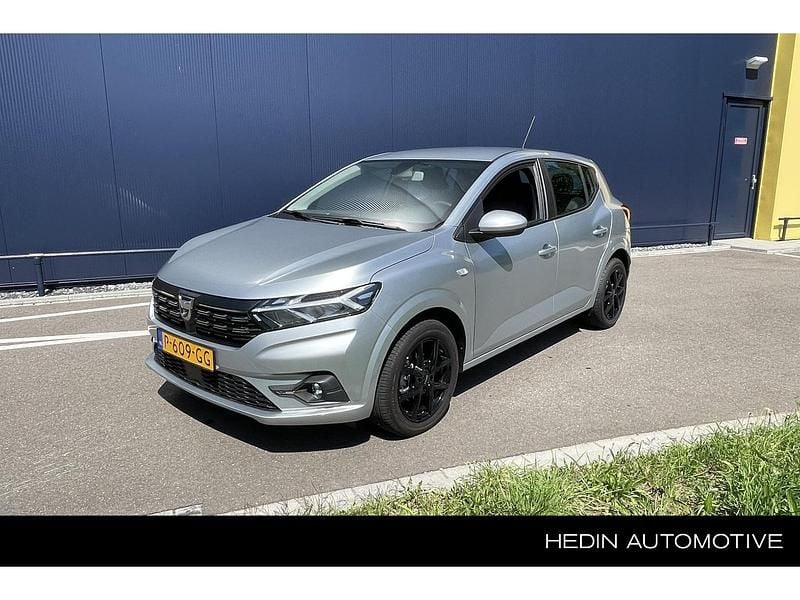 Grijs Gebruikt 2022 Dacia Sandero Comfort Hatchback | € 15.900 (Goede deal) - Afbeelding 1/3
