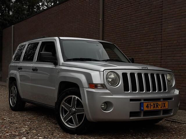 Occasion Jeep Patriot Sport 170 PK (125 kW) 2007 Grijs SUV