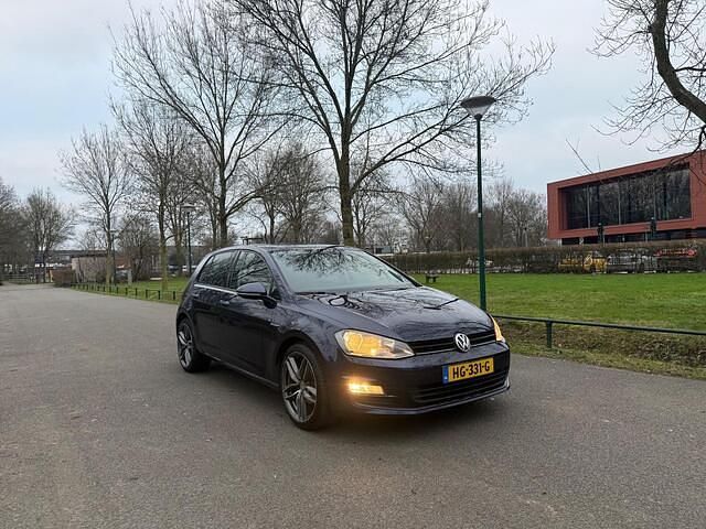 Occasion VW Golf VII Highline 105 PK (77 kW) 2014 Blauw Hatchback