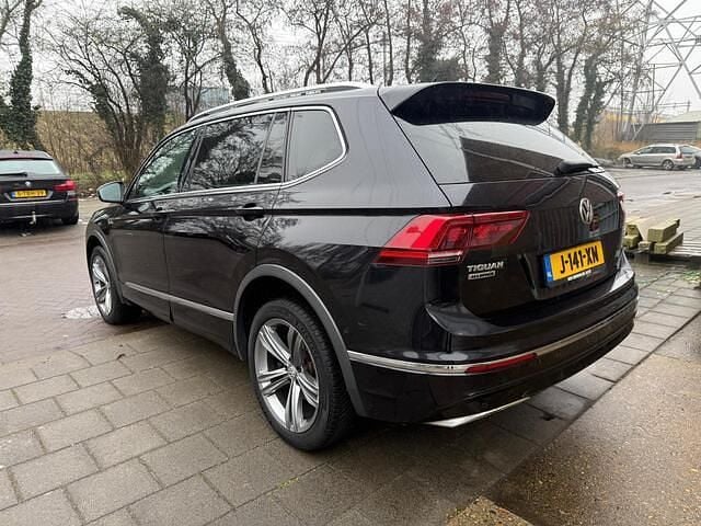 Occasion VW Tiguan Allspace R-line 239 PK (175 kW) 2019 Zwart SUV