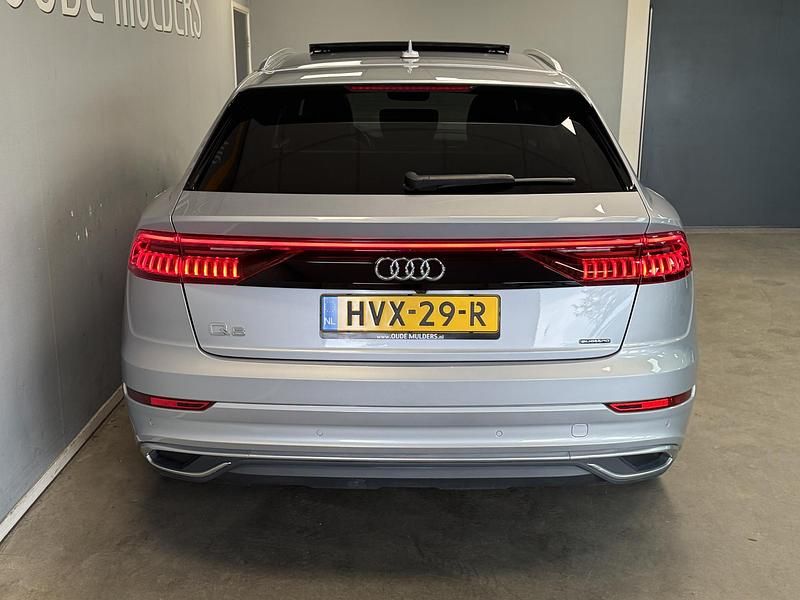 Occasion Audi Q8 Proline 395 PK (290 kW) 2022 Zilver SUV