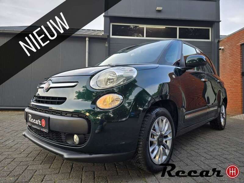 Groen Gebruikt 2015 Fiat 500L Lounge MPV | € 5.350 (Goede deal) - Afbeelding 1/4