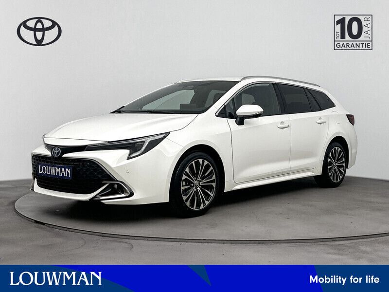 Wit Gebruikt 2025 Toyota Corolla Hybrid Business Edition Stationwagen | € 39.445 - Afbeelding 1/3