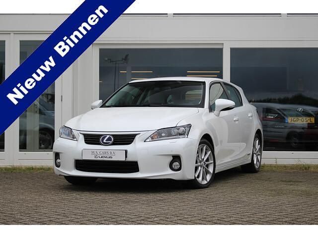 Wit Gebruikt 2012 Lexus CT200h Luxury Line Hatchback | € 13.940 (Iets duurder) - Afbeelding 1/4