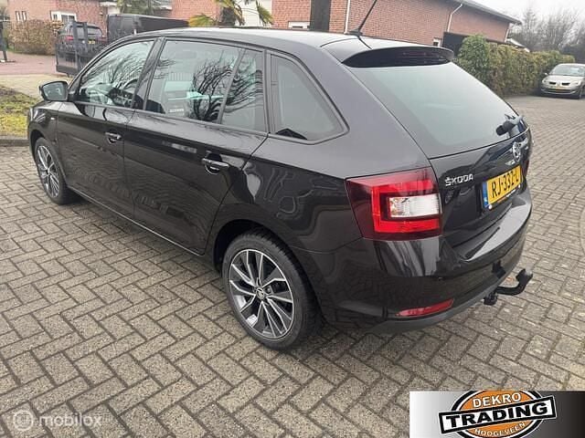 Occasion Skoda Rapid Drive 95 PK (69 kW) 2018 Zwart Hatchback