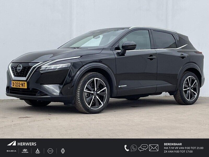 Zwart Gebruikt 2024 Nissan Qashqai Tekna SUV | € 34.835 (Goede deal) - Afbeelding 1/4