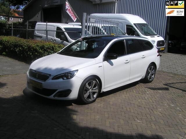 Wit, metallic lak Gebruikt 2015 Peugeot 308 GT-line Stationwagen | € 8.250 (Eerlijke prijs) - Afbeelding 1/4